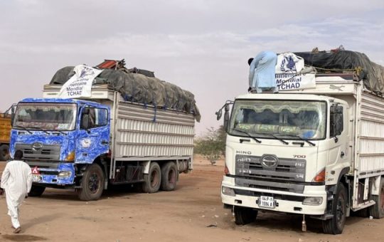 السودان – الفضاء نيوز :  *الأمم المتحدة: شاحنات الإغاثة عالقة في الطريق إلى دارفور