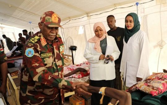 مفضل”يتفقد جرحي ومصابي معركة الكرامة وعدداً من المرافق العامة بولاية الخرطوم*