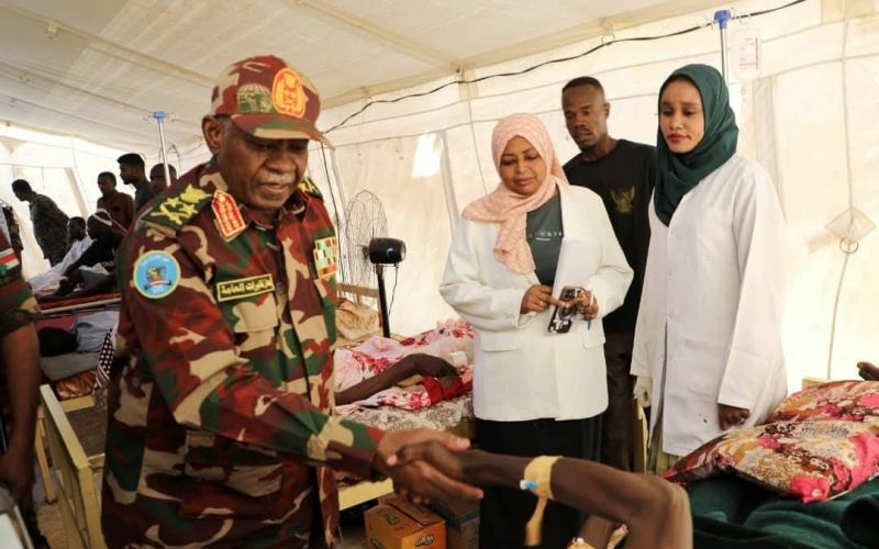 مفضل”يتفقد جرحي ومصابي معركة الكرامة وعدداً من المرافق العامة بولاية الخرطوم*