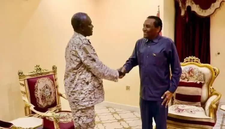 السودان – “الفضاء نيوز”: *”رئيس الوزراء” يتسلم خطة ولاية الخرطوم للتعافي والإعمار* 