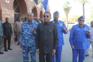 السودان – “الفضاء نيوز”: *رئيس مجلس الوزراء يتفقد وزارة الداخلية*