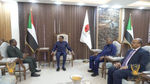 السودان – “الفضاء نيوز”: *رئيس الوزراء يطمئن على سير العمل بوزارة العدل*