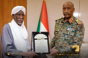 السودان – “الفضاء نيوز” : *رئيس مجلس السيادة يتسلم وثيقة عهد وميثاق من كيان الأنصار*