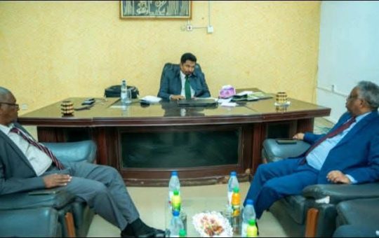 السودان – “الفضاء نيوز”: *إتفاق بين الثروة الحيوانية والبنك الزراعي على قيام مشروعات خدمية للمتأثرين بالحرب*