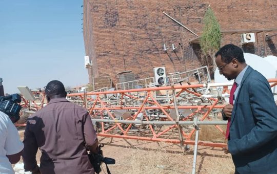 السودان – “الفضاء نيوز”: *”الأعيسر” يقف على حجم الدمار بالهيئة العامة السودانية للبث الإذاعي والتلفزيوني* 