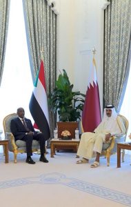 السودان – “الفضاء نيوز” : *رئيس مجلس السيادة وأمير دولة قطر يعقدان جلسة مباحثات ثنائية بشأن تقوية وتعزيز آليات التعاون المشترك*