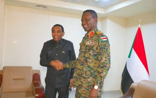 السودان – “الفضاء نيوز “: *”كباشي” يلتقي رئيس مجلس الوزراء* 