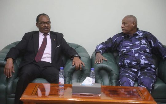 السودان – “الفضاء نيوز”: *وزارة الداخلية تؤكد دعمها لمجهودات تأهيل الملاعب*