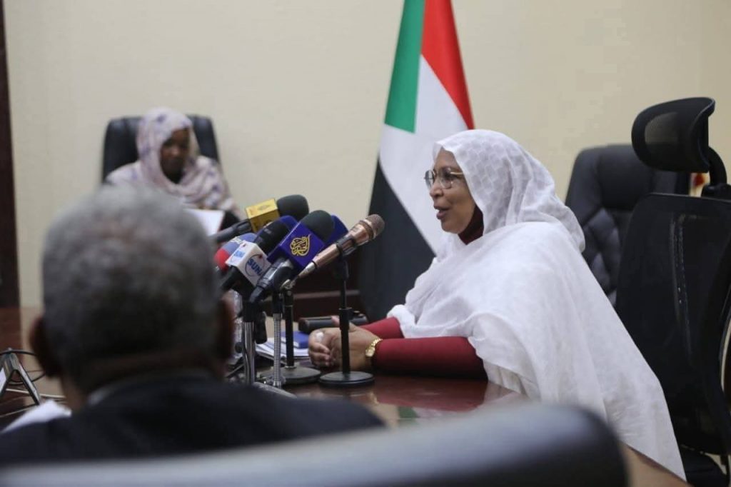 السودان – “”الفضاء نيوز”:               *لمياء : تحسين جودة الحياة وتلبية الاحتياجات الأساسية للمواطنين في صدارة أولويات حكومة الأمل*