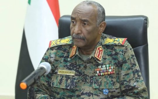 السودان – “الفضاء نيوز”:  *رئيس مجلس السيادة يؤكد دعمه لخطط تأمين ولاية الخرطوم باستحداث آليات جديدة ومبتكرة للتأمين*