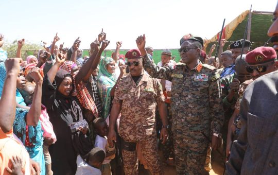 السودان – “الفضاء نيوز”: *”كباشي” للوافدين من كردفان ودارفور-سنعمل بكل جهد لعودتكم الي دياركم*