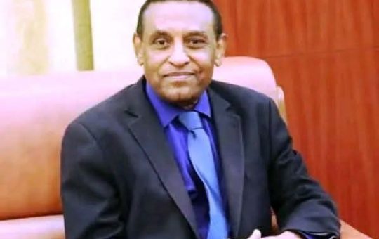 السودان – “الفضاء نيوز”: *في طريق عودته من مؤتمر ميونخ للأمن .. رئيس الوزراء يلتقي سفارة السودان بتركيا والجالية وجمعية رجال الأعمال باسطنبول*