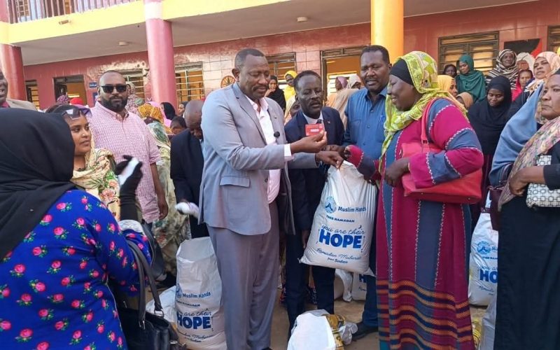 “فريني” منظمة ايادي المسلمين اياد للخير والعطاء ممتدة لكل الايتام والأرامل* 