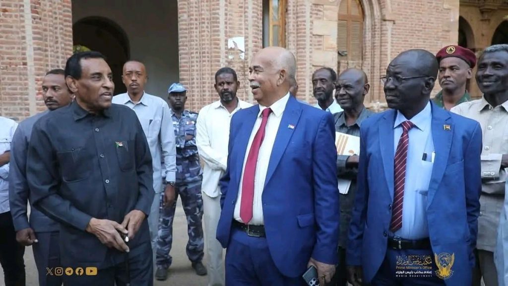السودان – “الفضاء نيوز”: *”رئيس الوزراء” يتفقد جامعة الخرطوم ويوجه بعودة الدراسة عقب عيد الفطر المبارك*