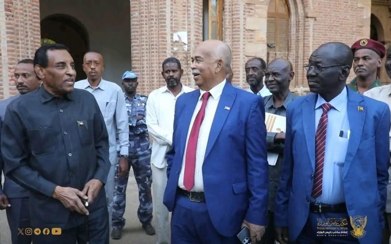 السودان – “الفضاء نيوز”: *”رئيس الوزراء” يتفقد جامعة الخرطوم ويوجه بعودة الدراسة عقب عيد الفطر المبارك*