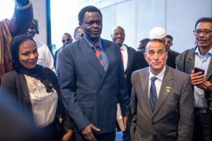 السودان – “الفضاء نيوز” : *”حاكم إقليم دارفور” يصل زيورخ لتحريك الملف السوداني دولياً وكشف جرائم دارفور أمام المحافل الدولية*