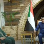 السودان – “الفضاء نيوز”: رئيس الوزراء يطمئن على الوضع الصحي وتشغيل المؤسسات الصحية في كافة أنحاء البلاد