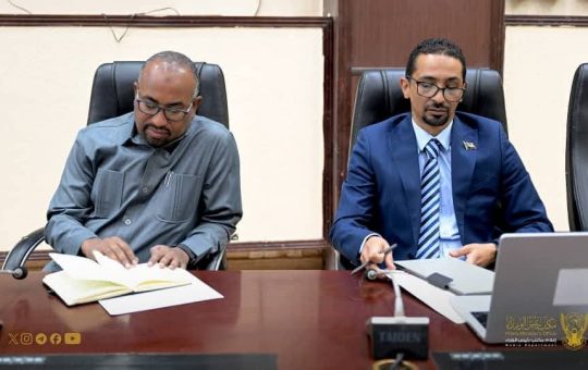 السودان – “الفضاء نيوز”: *رئيس الوزراء يترأس إجتماع اللجنة العليا لتهيئة البيئة المناسبة لعودة المواطنين لولاية الخرطوم*