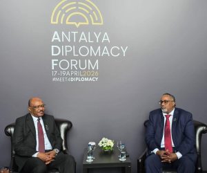 السودان – “الفضاء نيوز”: وزير الخارجية يلتقي نائب السكرتير التنفيذي للايقاد خلال منتدى انطاليا الدبلوماسي   