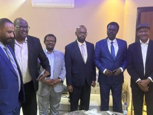 السودان – “الفضاء نيوز”: *”مناوي” يلتقي بعدد من رؤساء التحرير مقدماً تنويراً حول جولاته الأوروبية وجهود حشد الدعم الدولي لقضايا السودان*