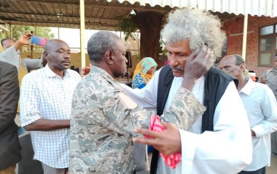 والي الخرطوم يشارك الدراميين في عزاء الفقيد الدعيتر ويوجه بتكوين لجنة لتخليد ذكراه