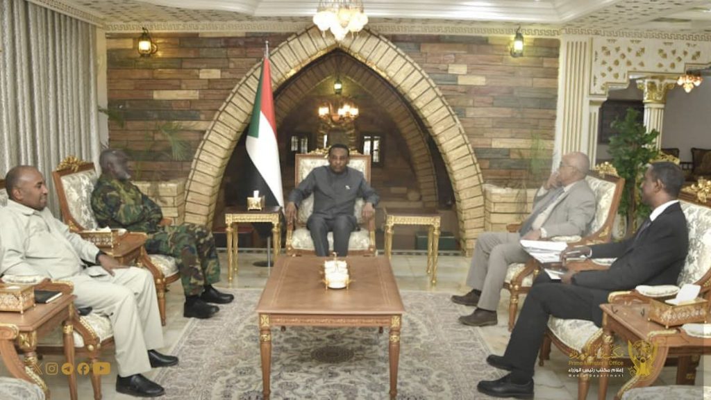 السودان – “الفضاء نيوز”: رئيس الوزراء يؤكد إلتزام حكومة الأمل بدعم قطاع الطاقة