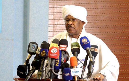 السودان – “الفضاء نيوز”: *السودان يؤكد تورط الإمارات وإثيوبيا في قصف مطار الخرطوم ويعلن تمسكه بحقه في الرد*
