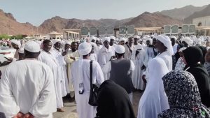الحجاج السودانيون يزورون المزارات الإسلامية بالمدينة المنورة وسط أجواء روحانية