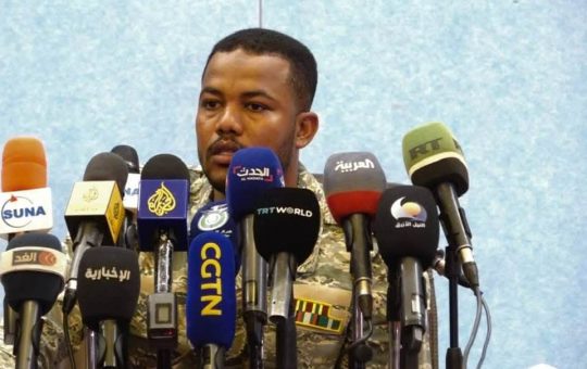 السودان – “الفضاء نيوز”: *قائد ميداني منشق : الإمارات تمد المليشيا المتمردة بالمسيرات والسلاح عبر مطارات في ليبيا وتشاد وإثيوبيا*
