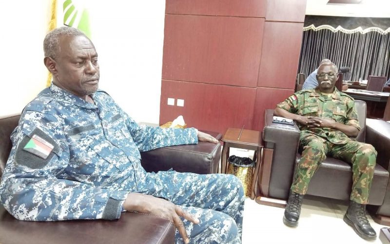 السودان – “الفضاء نيوز”: *والي الخرطوم يبحث تفعيل دور المقاومة الشعبية في أعمال إعادة الإعمار*