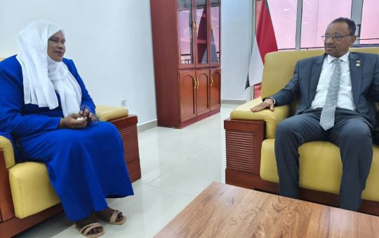 السودان – “الفضاء نيوز”: *وزير التعليم العالي يشيد باستقرار الأوضاع بجامعة القضارف*