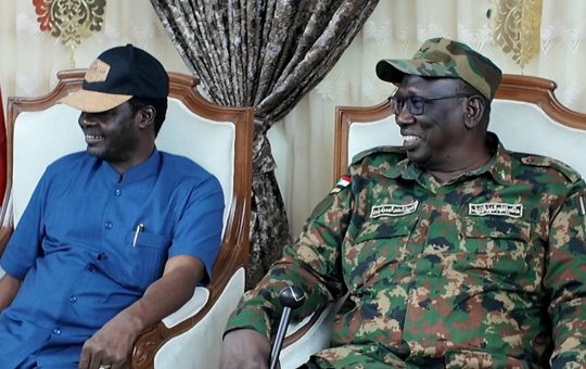 السودان – “الفضاء نيوز”: *مناوي يزور الدمازين ويؤكد أهمية التكاتف الوطني وتعزيز التنسيق الأمني*
