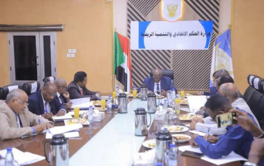 السودان – “الفضاء نيوز”: *وزير الحكم الاتحادي يترأس الاجتماع الأول للجنة العليا لـ “مشروع مليون وحدة سكنية منتجة”*