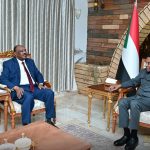 السودان – “الفضاء نيوز”: *رئيس الوزراء يطلع على أداء وزارة الخارجية والبعثات الدبلوماسية بالخارج*