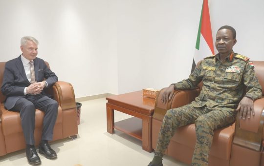 السودان – “الفضاء نيوز”: *عضو مجلس السيادة الفريق أول الركن كباشي يلتقي المبعوث الخاص للأمين العام للأمم المتحدة للسودان*
