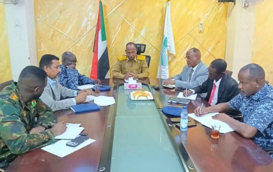 السودان – “الفضاء نيوز”: *لجنة أمن الخرطوم توجه بتكثيف الاطواف الامنية بمناطق الهشاشة وتكشف عن اكتمال الترتيبات لتأمين مباراة القمة*
