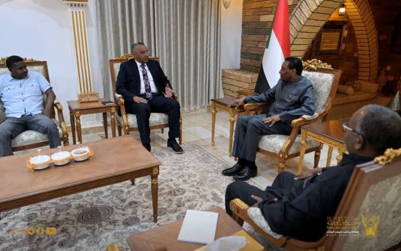 السودان – “الفضاء نيوز”: *رئيس الوزراء يؤكد حرص حكومة الأمل على تطوير قطاعي التعليم والسياحة بالبلاد*