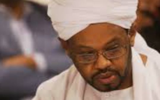 السودان – “الفضاء نيوز”:   *على كل*  *محمد عبدالقادر*  *بنك السودان والدولار.. صمت القبور*