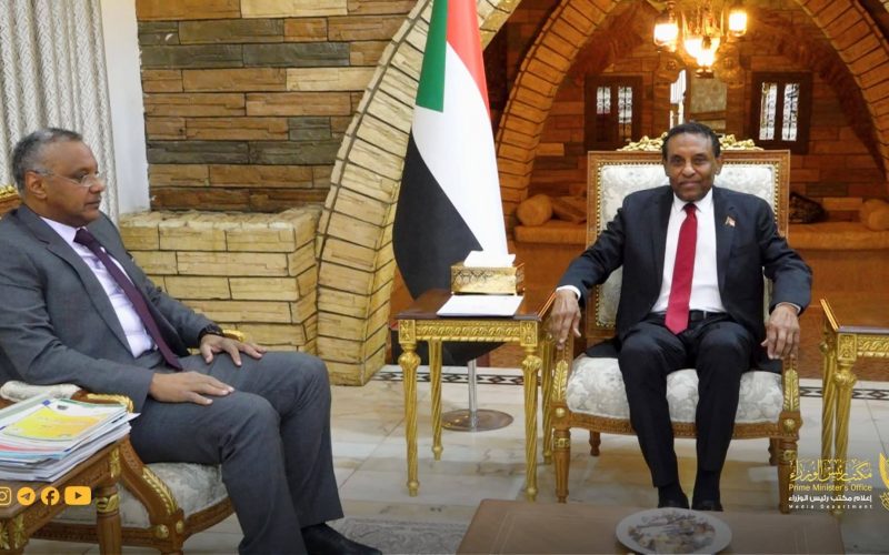 السودان – “الفضاء نيوز”: *رئيس الوزراء يصدر قراراً بتحسين وضع العاملين بالمركز القومي للمناهج والبحث التربوي*