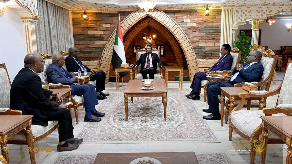 السودان – “الفضاء نيوز”: *رئيس الوزراء يؤكد حرص حكومة الأمل على معالجة قضايا الأطباء*