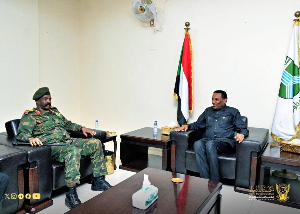 السودان – “الفضاء نيوز”: *رئيس الوزراء يطلع على مجمل الأوضاع بالولاية الشمالية*