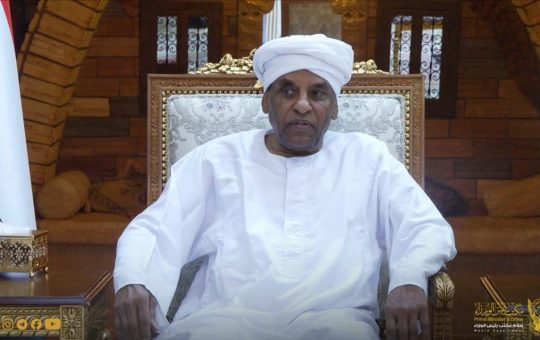 السودان – “الفضاء نيوز”: *رئيس الوزراء يؤكد حرص حكومة الأمل على تسهيل عودة المواطنين من دول المهجر*