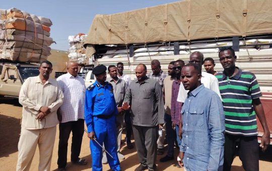 السودان – “الفضاء نيوز”: *مباحث التجارة والتموين وحماية المستهلك بولاية الخرطوم تحبط عملية تهريب تعد الأكبر من نوعها*