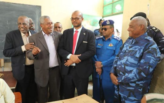 السودان – “الفضاء نيوز”: *وزيرا التعليم والداخلية يقفان على سير العمل بمراكز تصحيح الشهادة الثانوية*