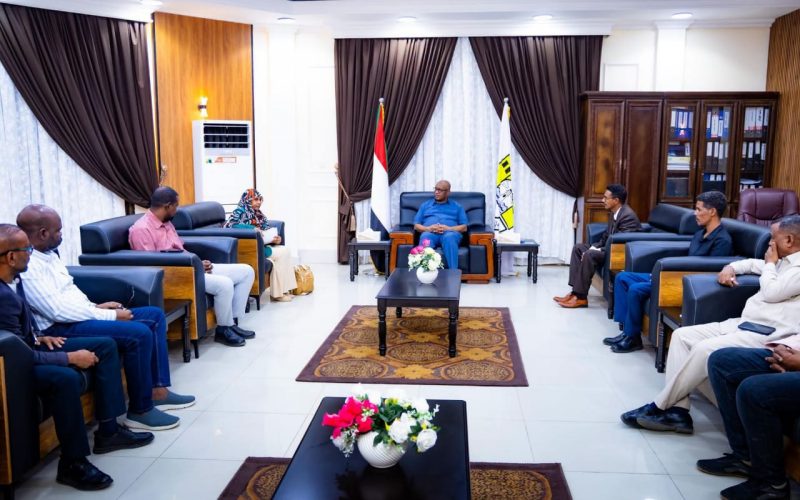 السودان – “الفضاء نيوز” : *حكومة البحر الأحمر تنسق مع شركات الوقود العاملة بالولاية لضمان انسياب الإمدادات*