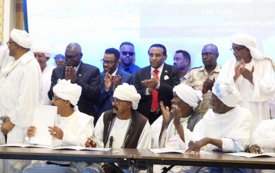 السودان – “الفضاء نيوز”: *الإدارات الأهلية والطرق الصوفية والقوى المجتمعية تبارك اتفاق الصلح والتعايش السلمي بين مكونات ولاية سنار*