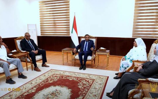 السودان – “الفضاء نيوز”: *رئيس الوزراء يلتقي رئيس مجموعة دال لبحث قضايا الاستثمار الزراعي والصناعي*