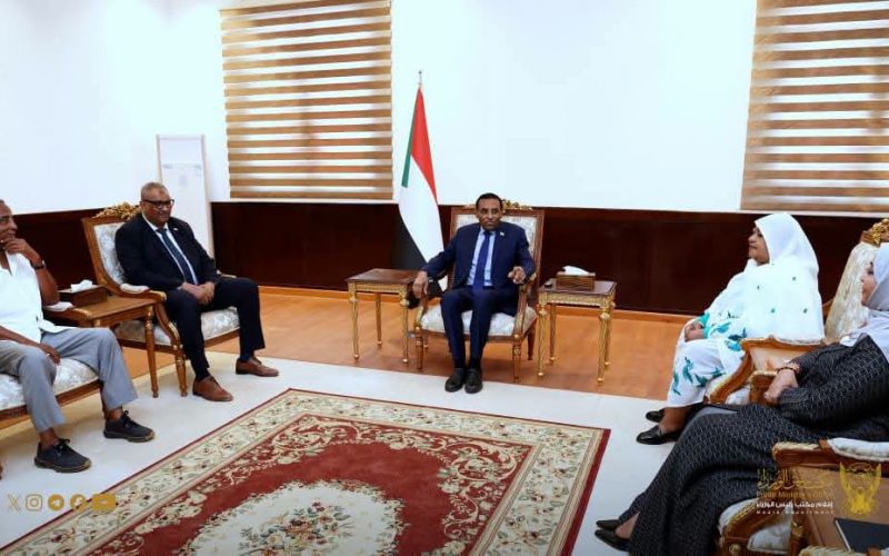 السودان – “الفضاء نيوز”: *رئيس الوزراء يلتقي رئيس مجموعة دال لبحث قضايا الاستثمار الزراعي والصناعي*