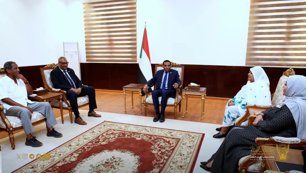 السودان – “الفضاء نيوز”: *رئيس الوزراء يلتقي رئيس مجموعة دال لبحث قضايا الاستثمار الزراعي والصناعي*